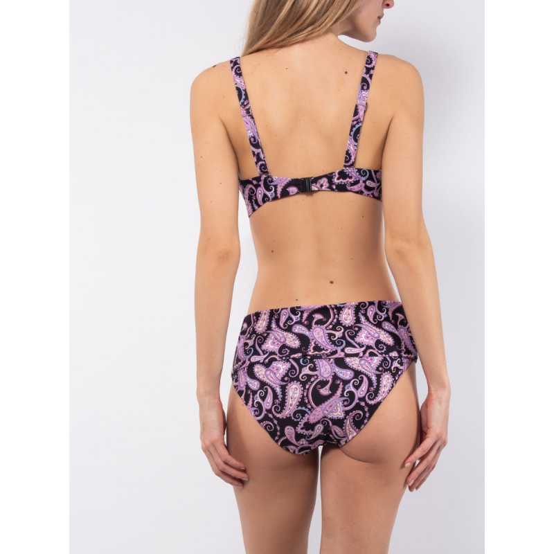 Bikini with padded cups, underwire and briefs