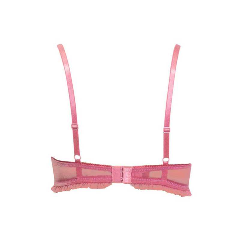 Push-up bra with graduated cups and underwire