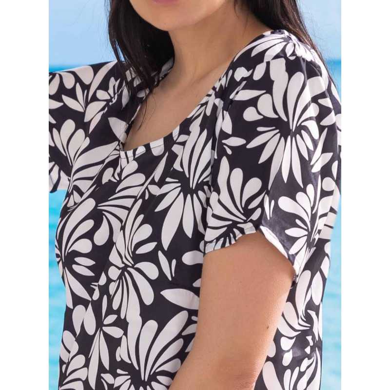 Short Sleeve Crew Neck Dress